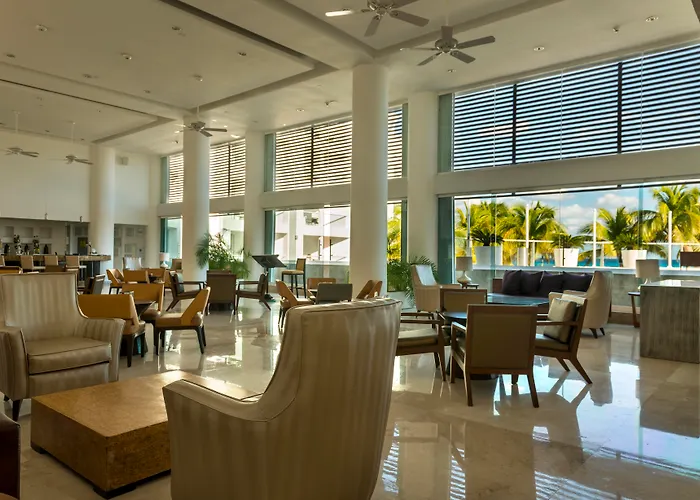 Playacar Palace Resort