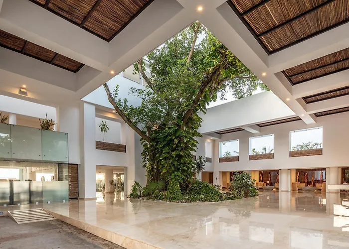 Playacar Palace 5*